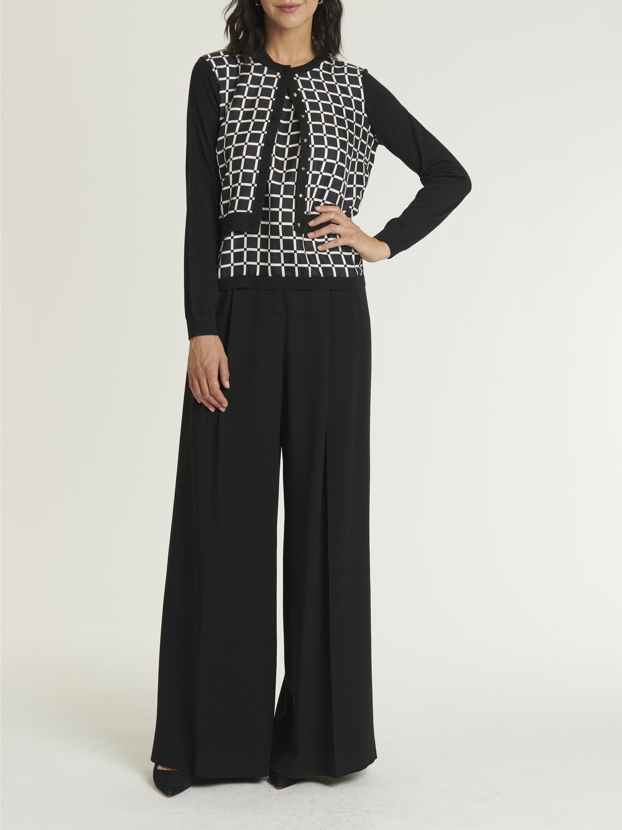 NOIR / BLANC CASSE CARDIGAN
