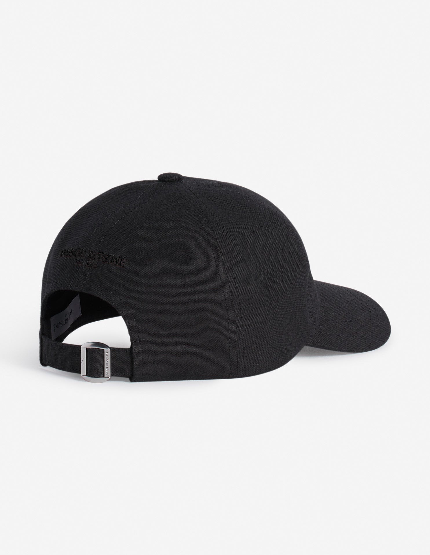 Cap with embroidered badge - Black