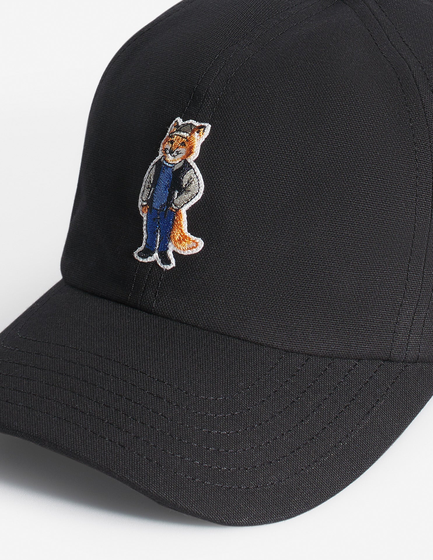 Casquette avec écusson brodé - Black