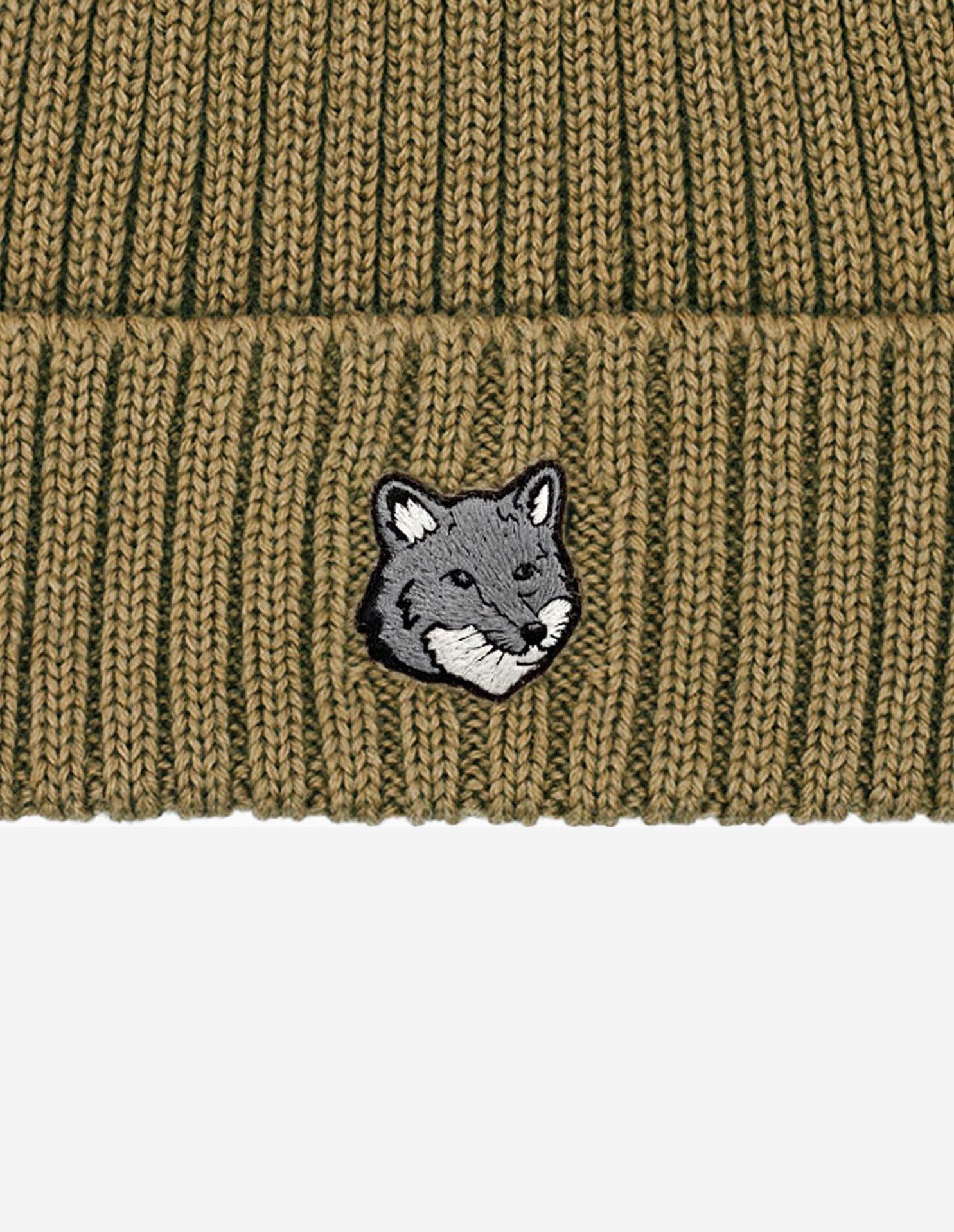 Hat with embroidered wool crest - Roast