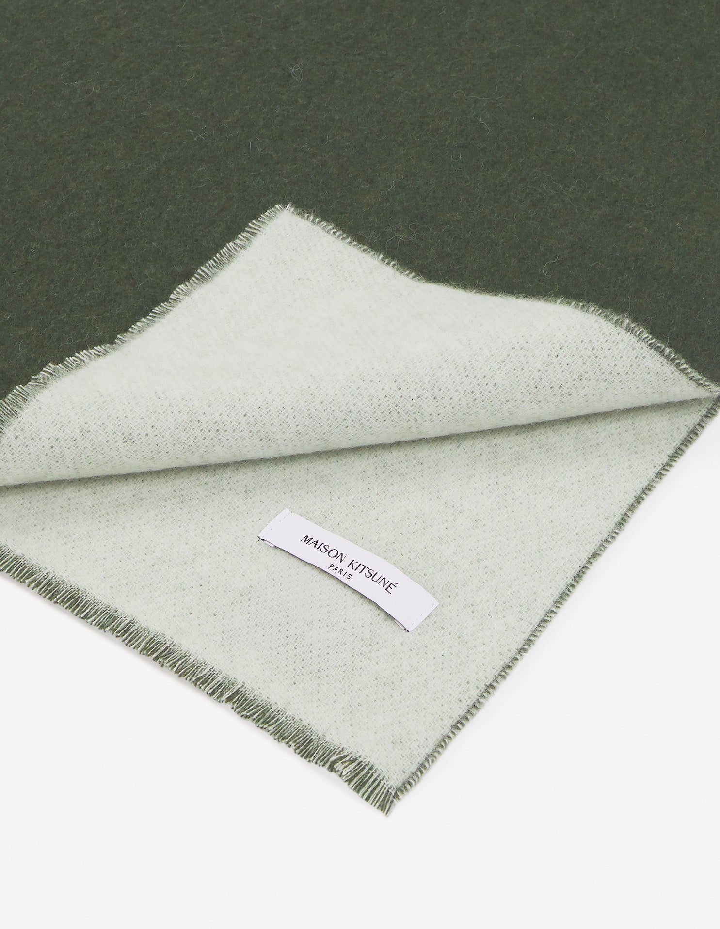 Maison Kitsuné logo scarf in wool - Bay Leaf