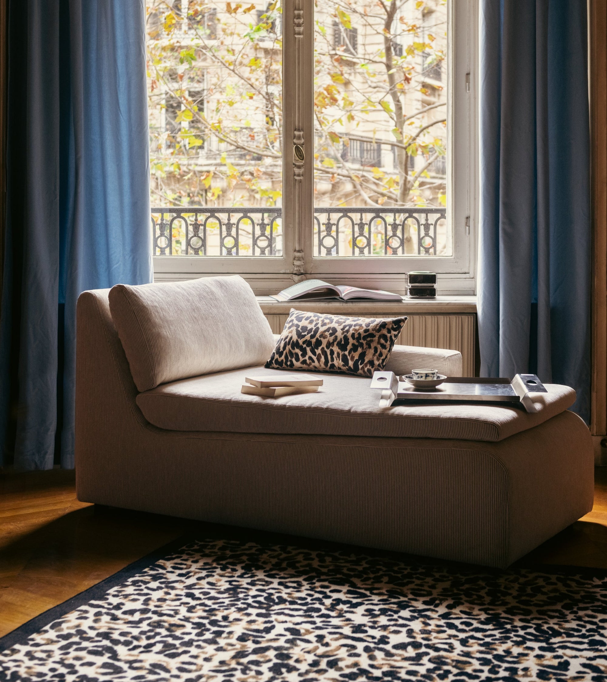Aldo straight corduroy chaise longue - White