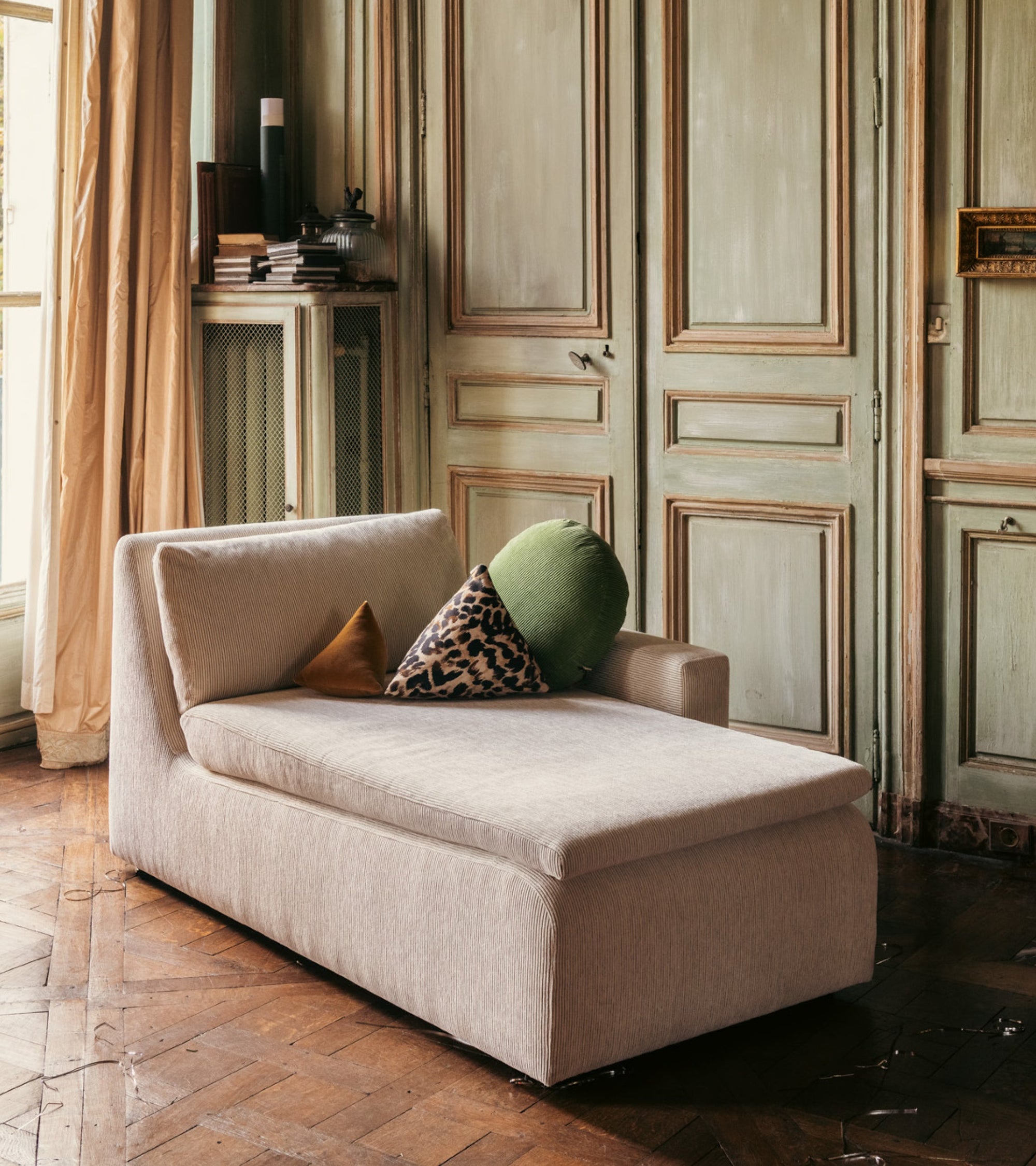 Aldo straight corduroy chaise longue - White