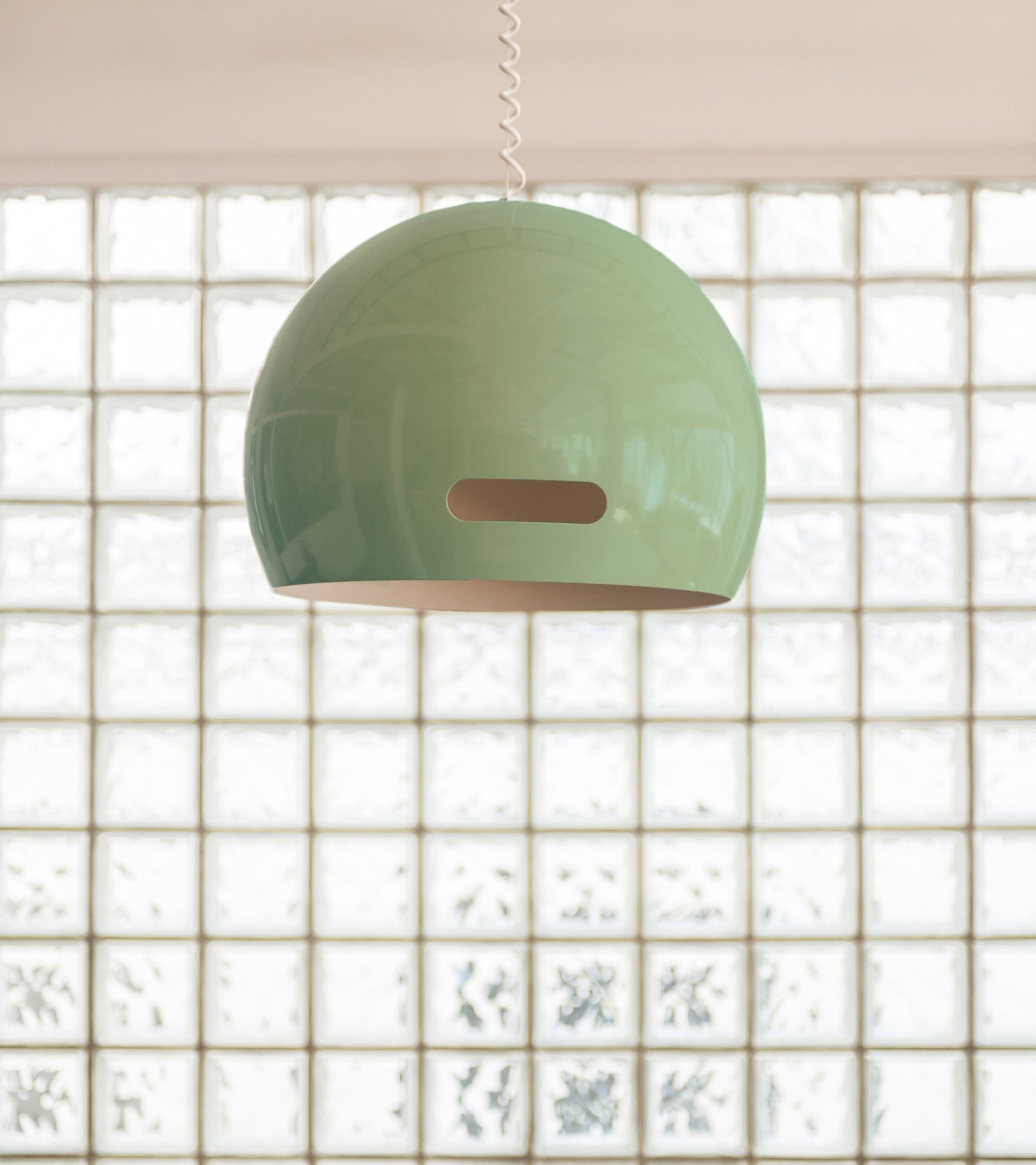 Petite suspension Balla - Vert amande