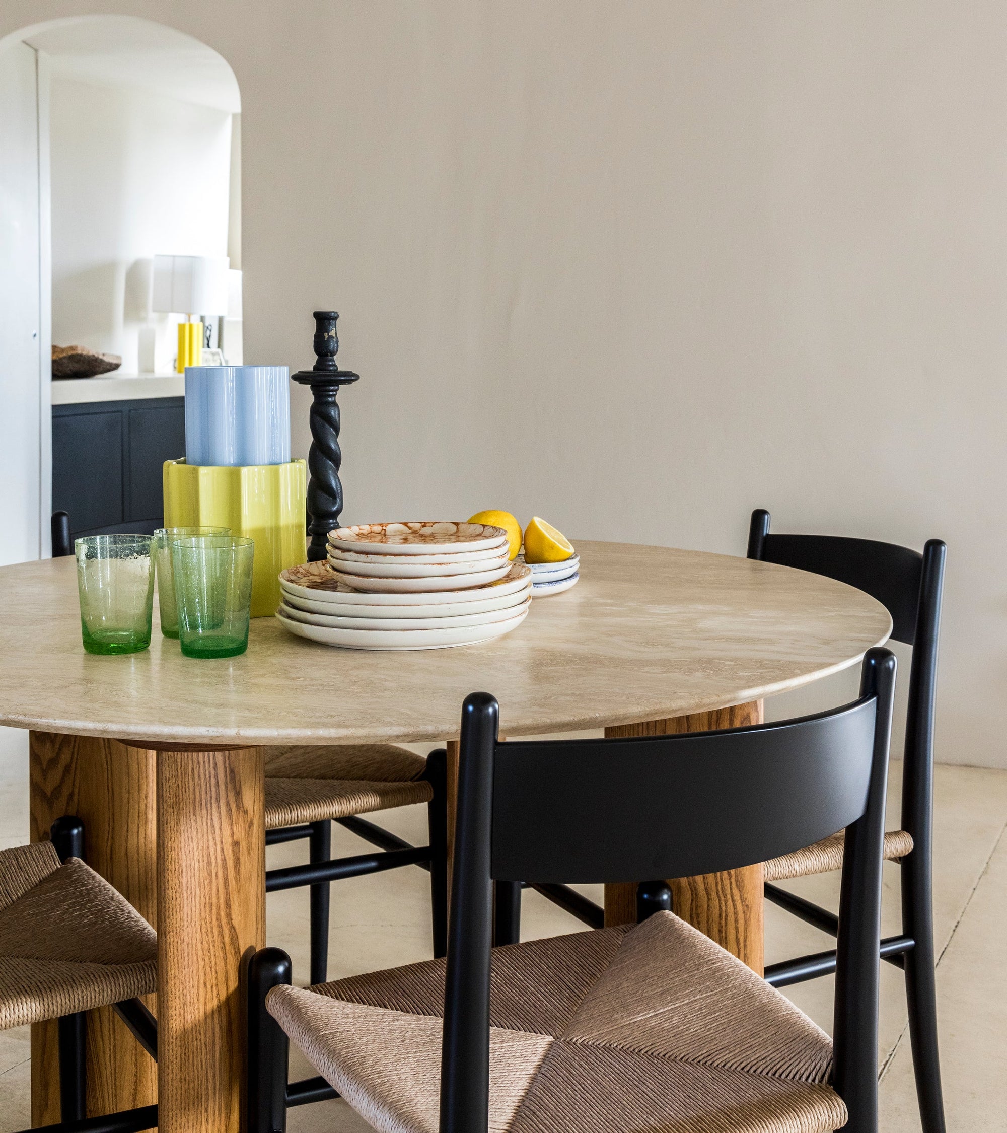 Table Carlotta Alta en bois et travertin - Sable et Marron