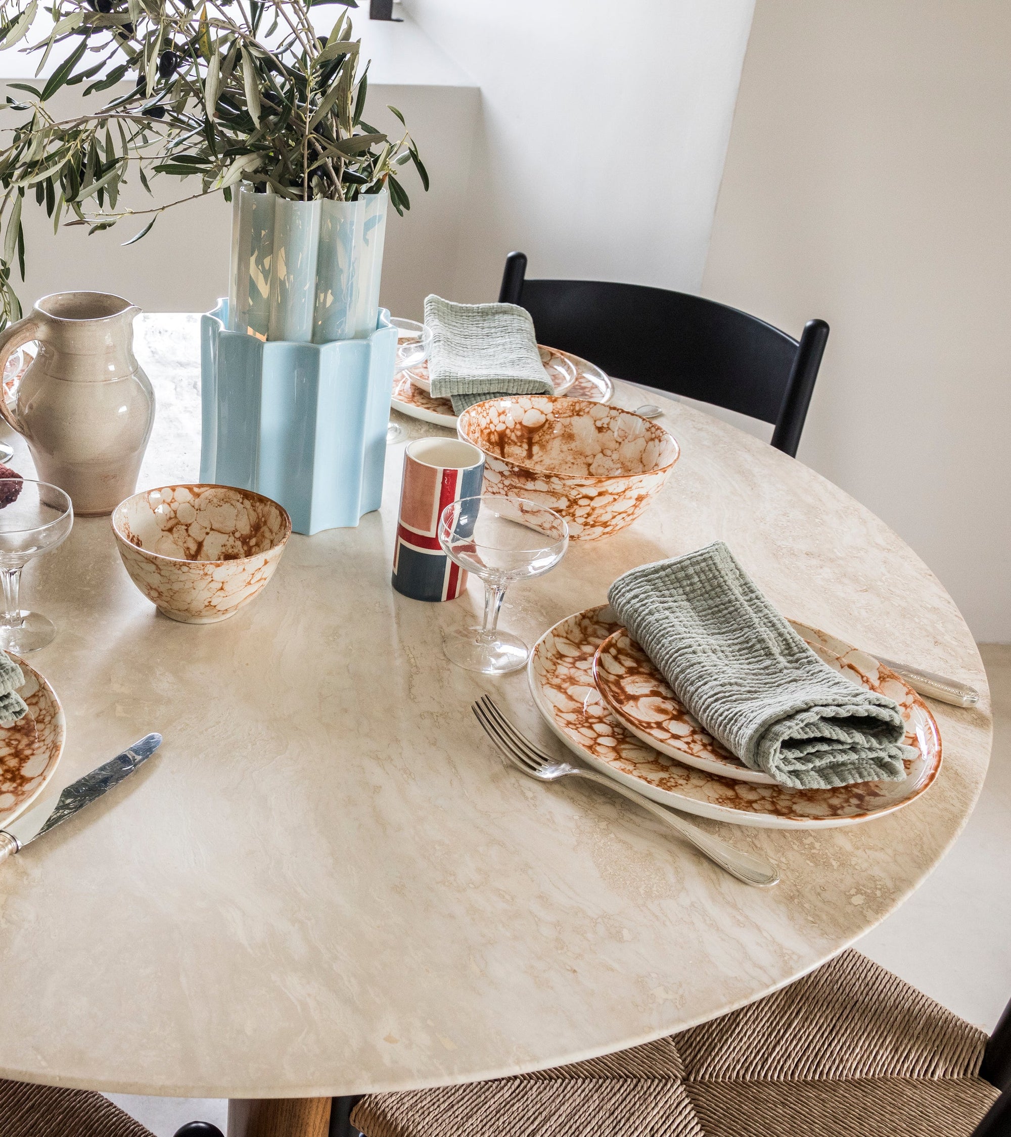 Table Carlotta Alta en bois et travertin - Sable et Marron