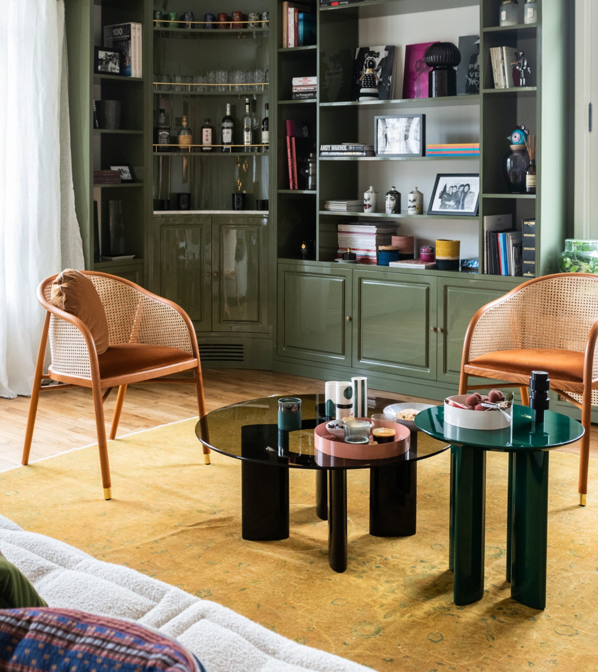 Table basse ronde Carlotta en bois et verre - Vert
