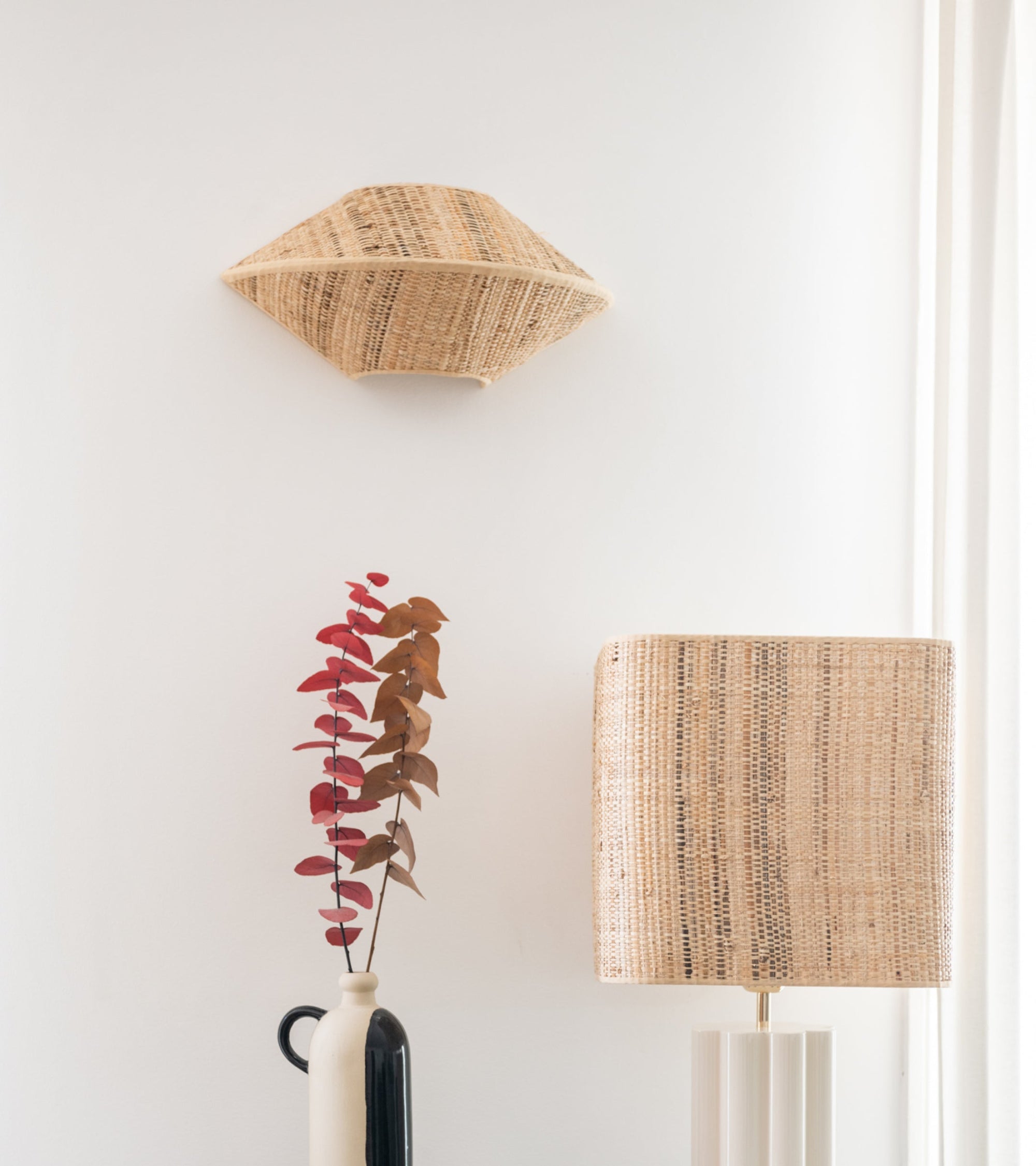 Applique Amalfi demi soucoupe en rotin - Sable