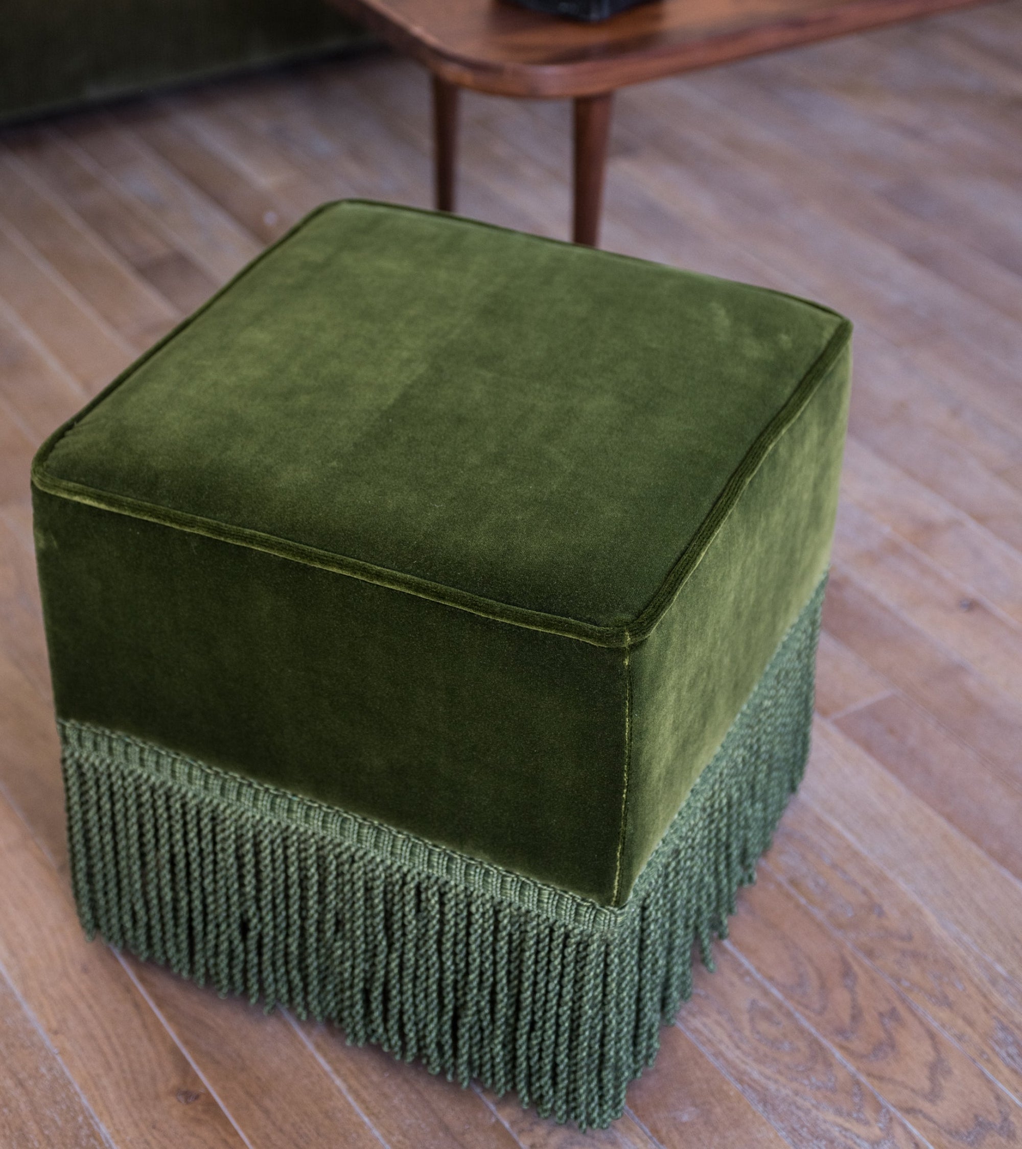 Pouf Nonna en velours - Vert sapin