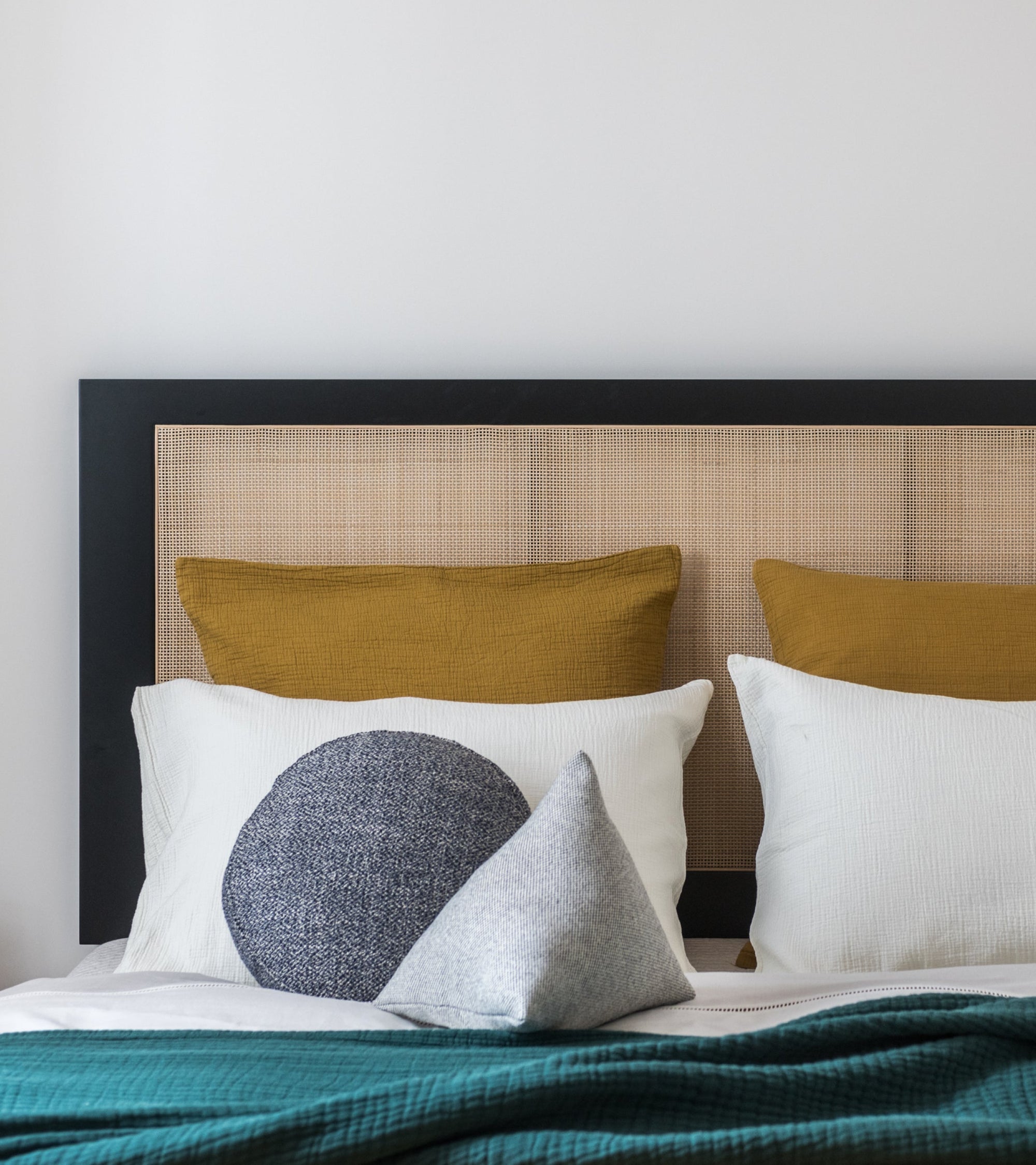 Sogno single headboard in wood and cane - Black