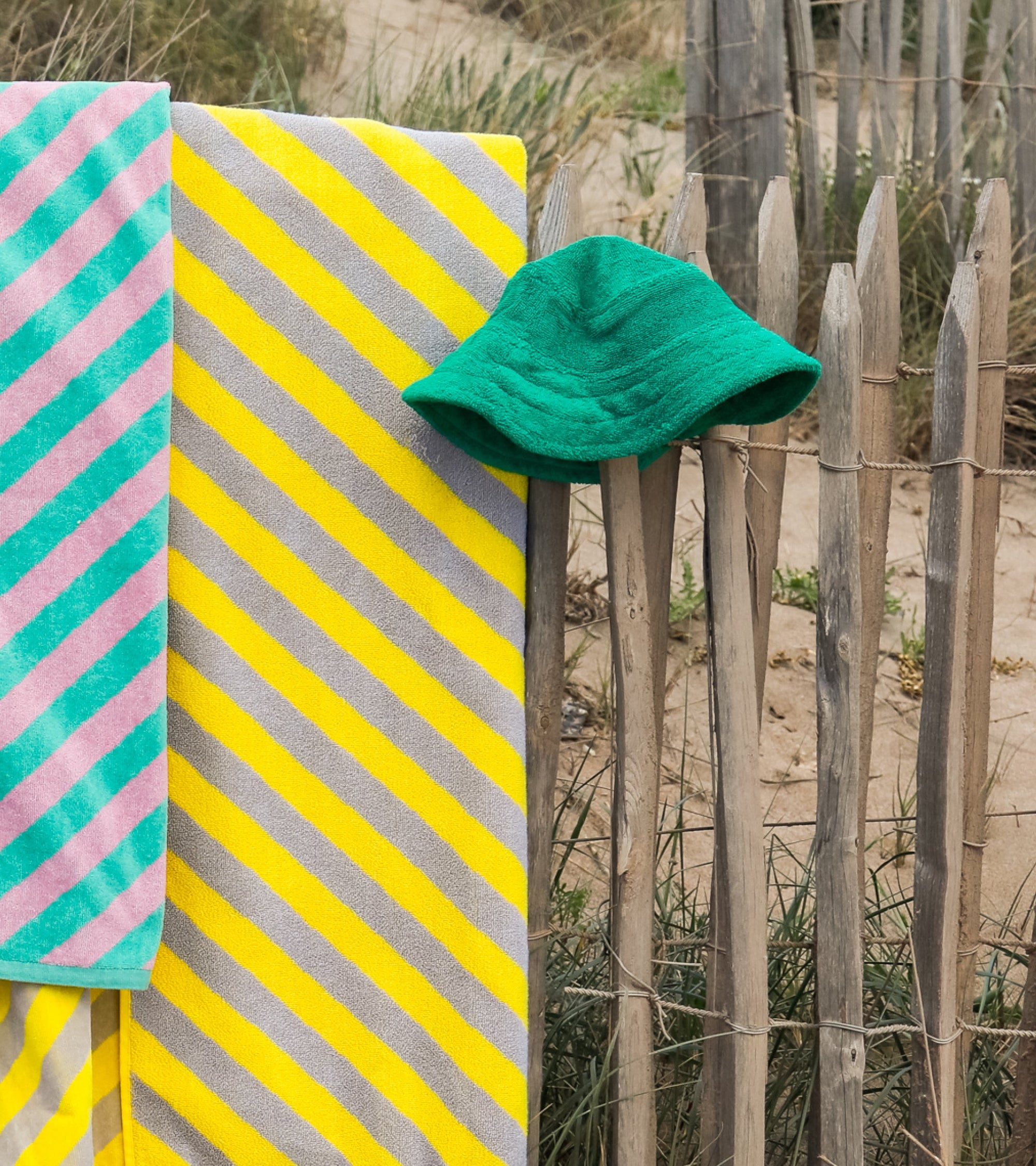 Bob de plage Maremma en éponge - Vert