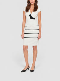 Robe à fines rayures - Blanc Cassé & Noir