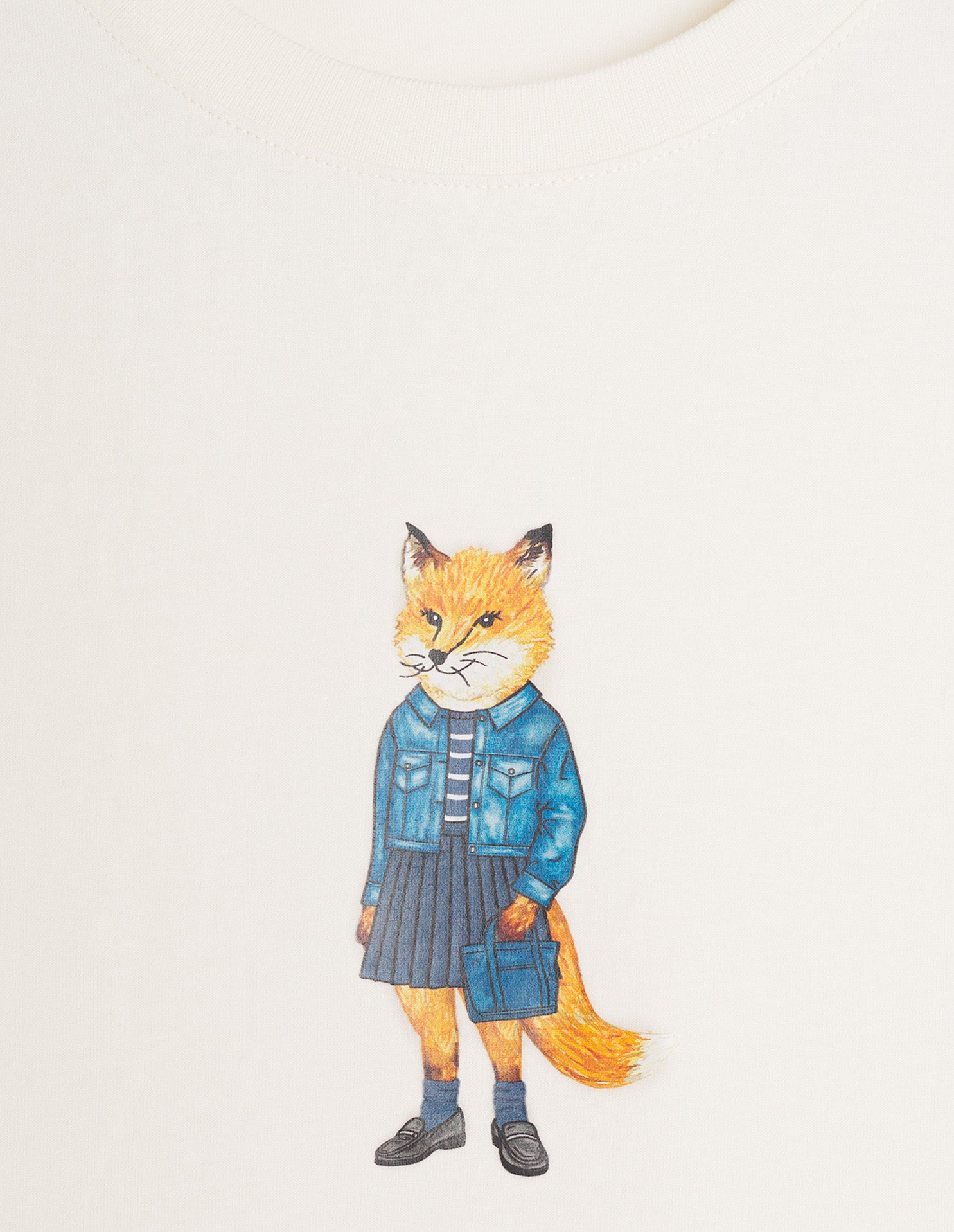 Dressed Fox T-shirt - Angel Wing