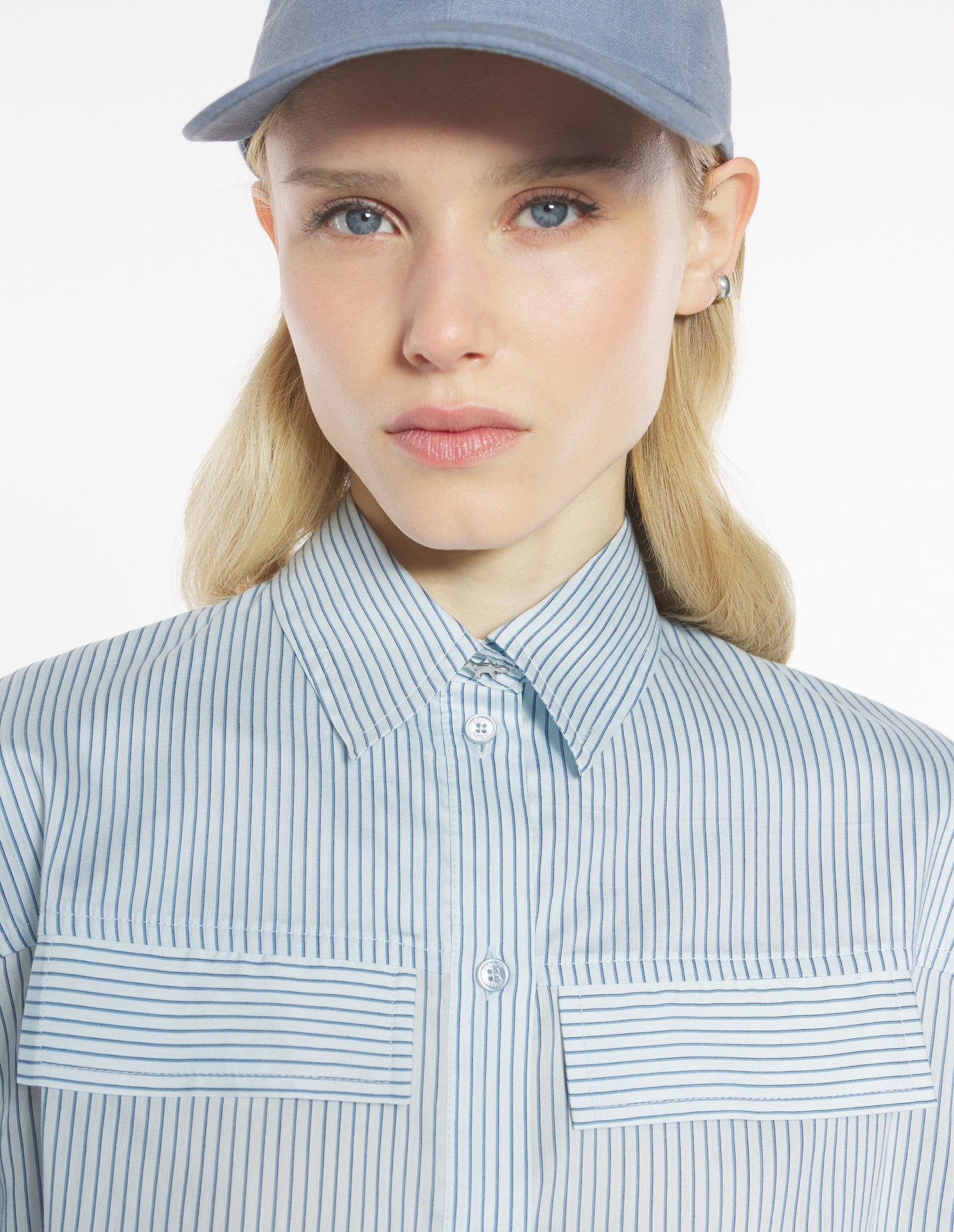 Boxy Cropped Shirt - Light Blue