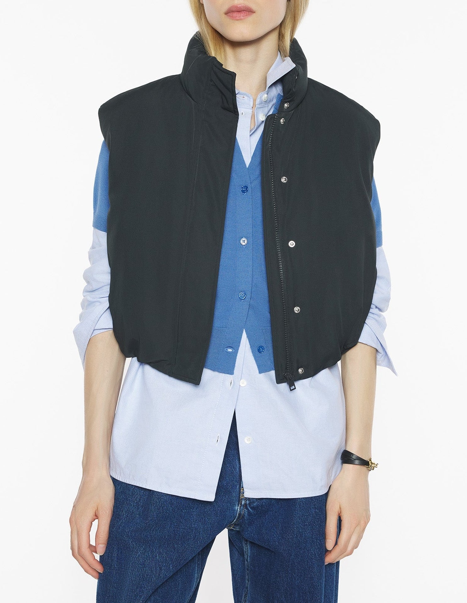 Sleeveless down jacket in water-repellent fabric - Black