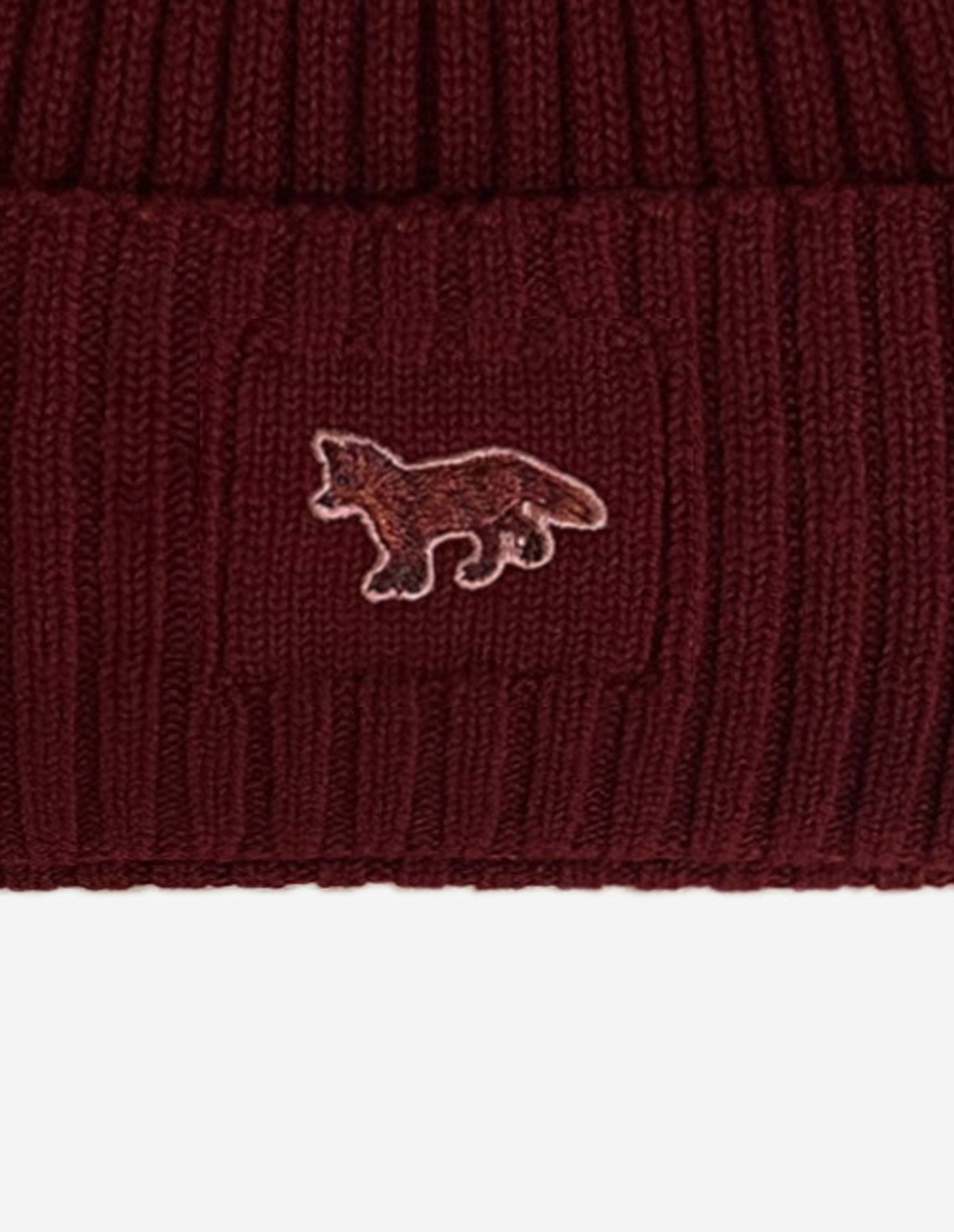 Bonnet avec écusson brodé en laine - Red Brown