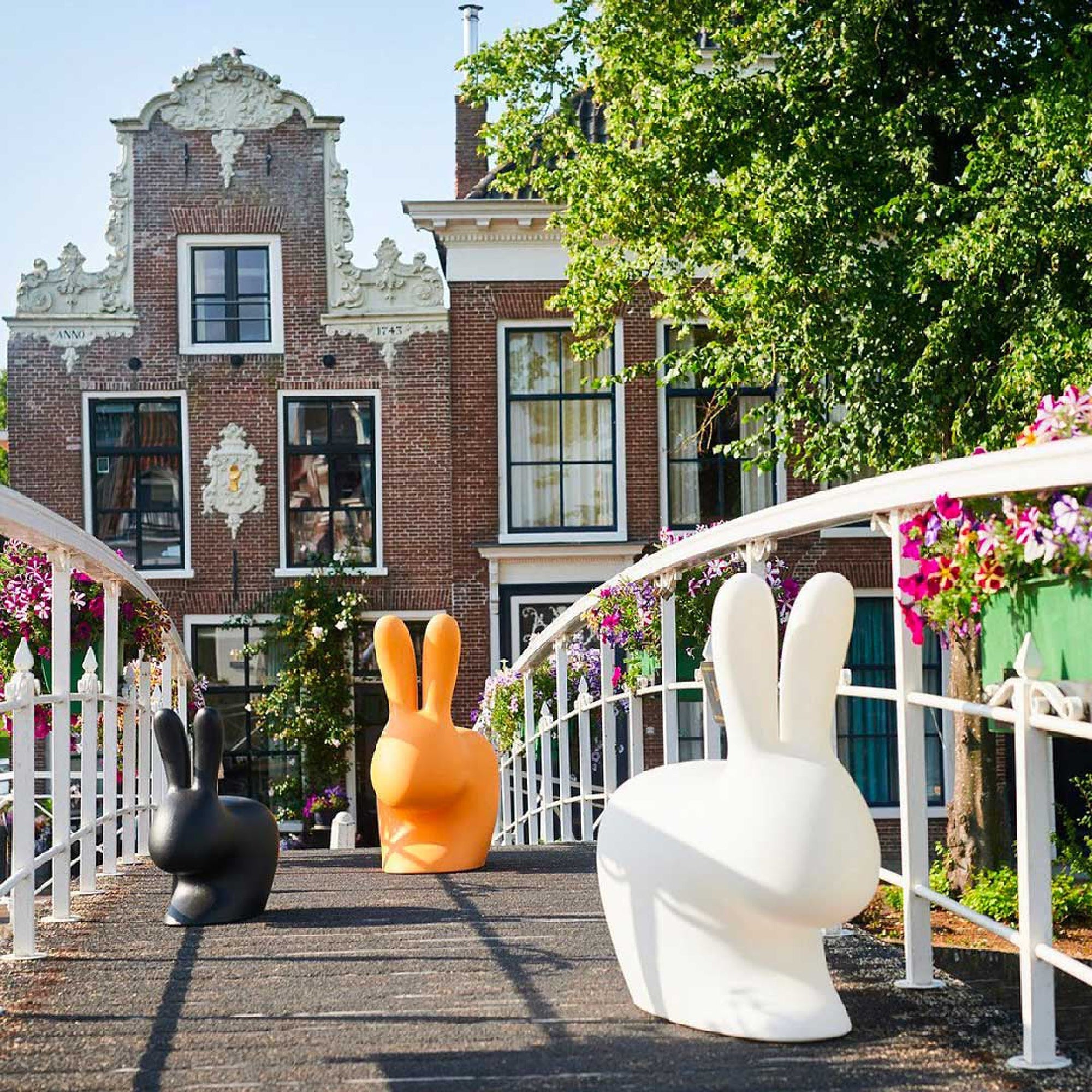 Rabbit chair - Bright Orange