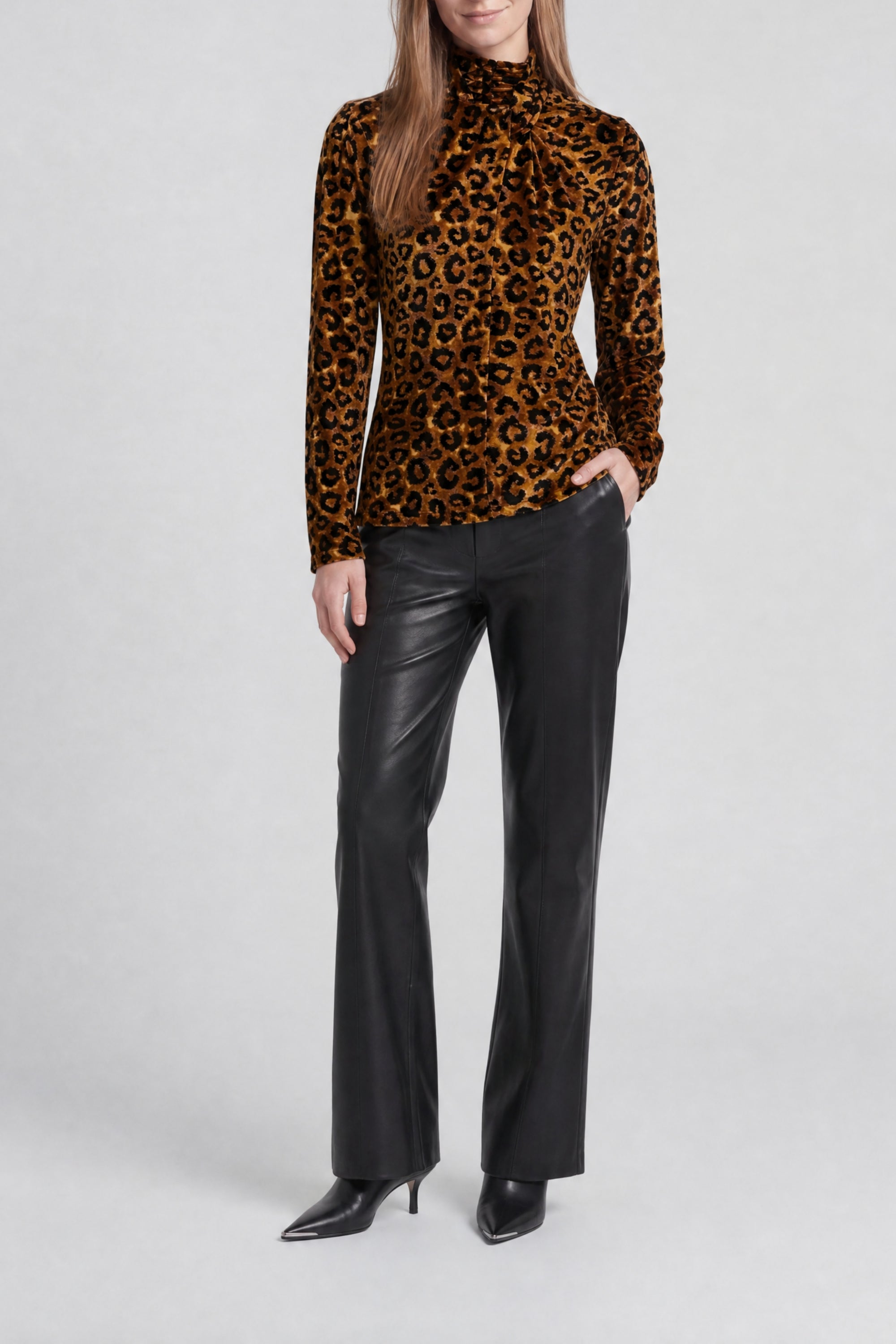 Long-sleeved leopard print top - Leopard