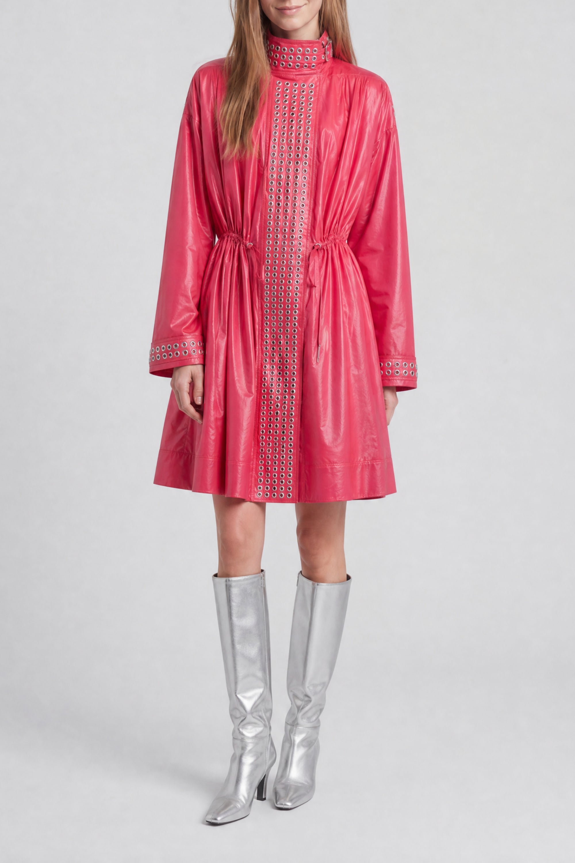 Long cape with eyelets and engraved buckles - Fushia