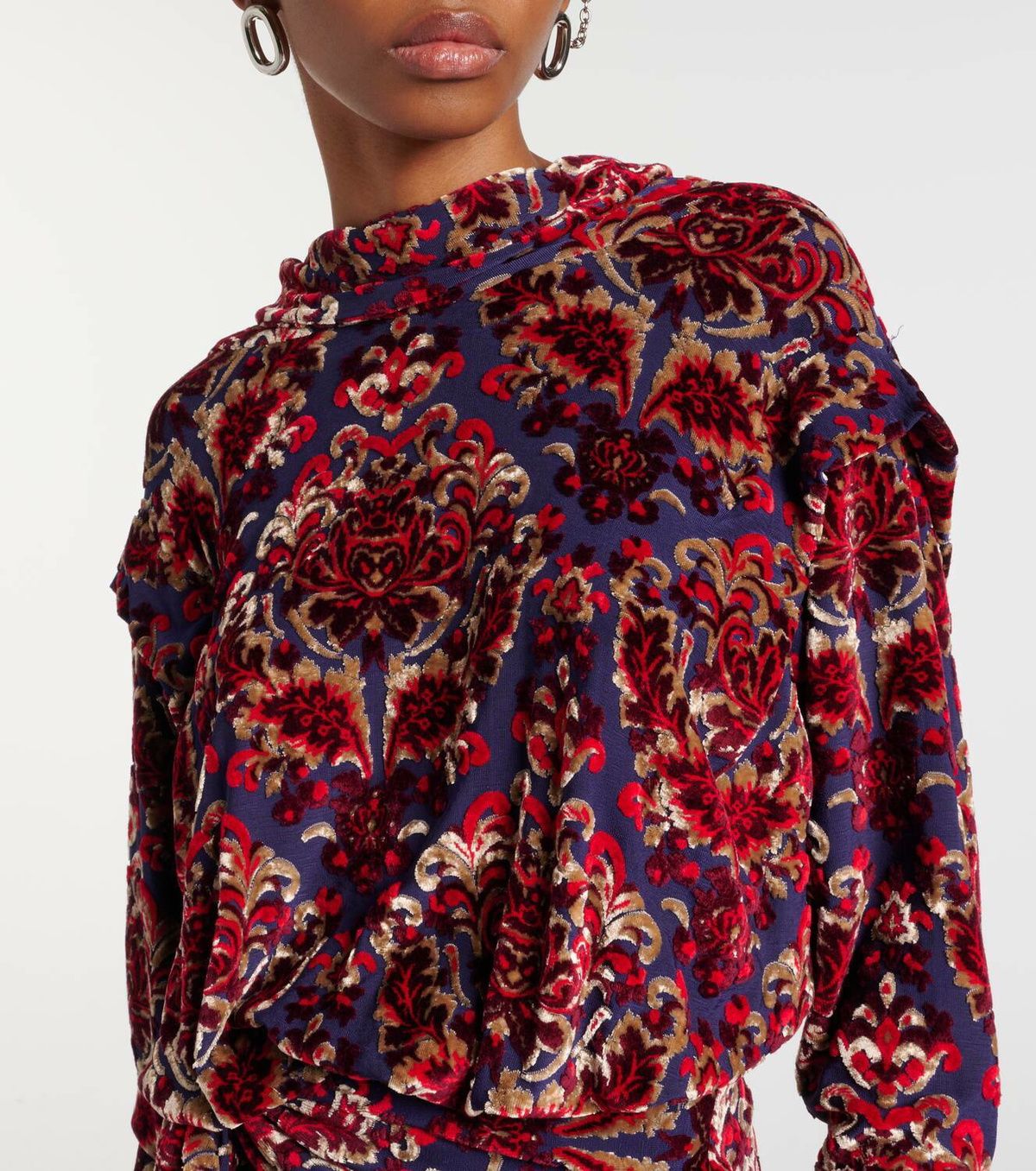 ROBE
