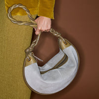 Chris suede bag - Pearl Grey