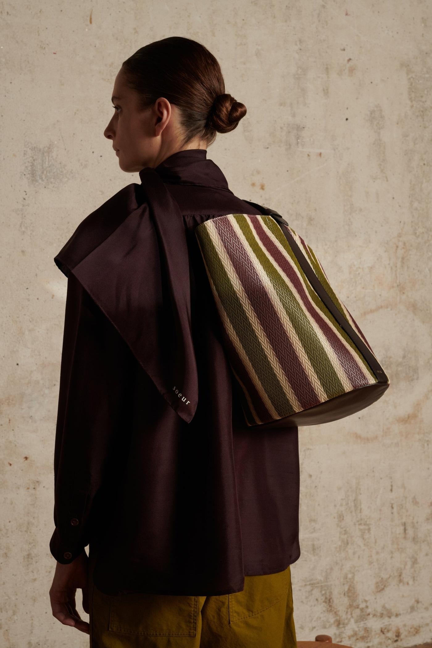 34 / DJV 120€ 157-11 / ST7%   SAC SAUL