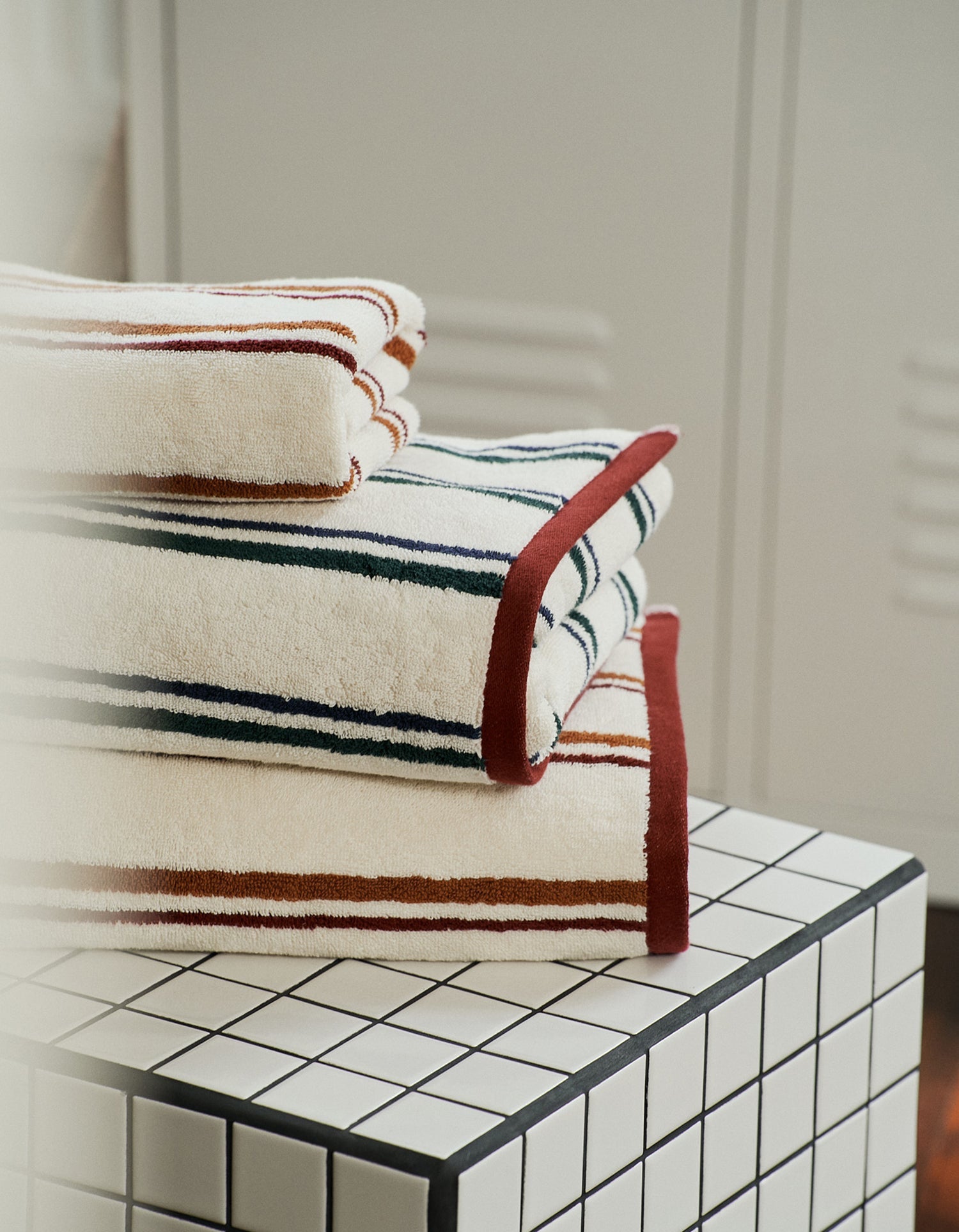 Soft cotton terry bath mat - Caramel