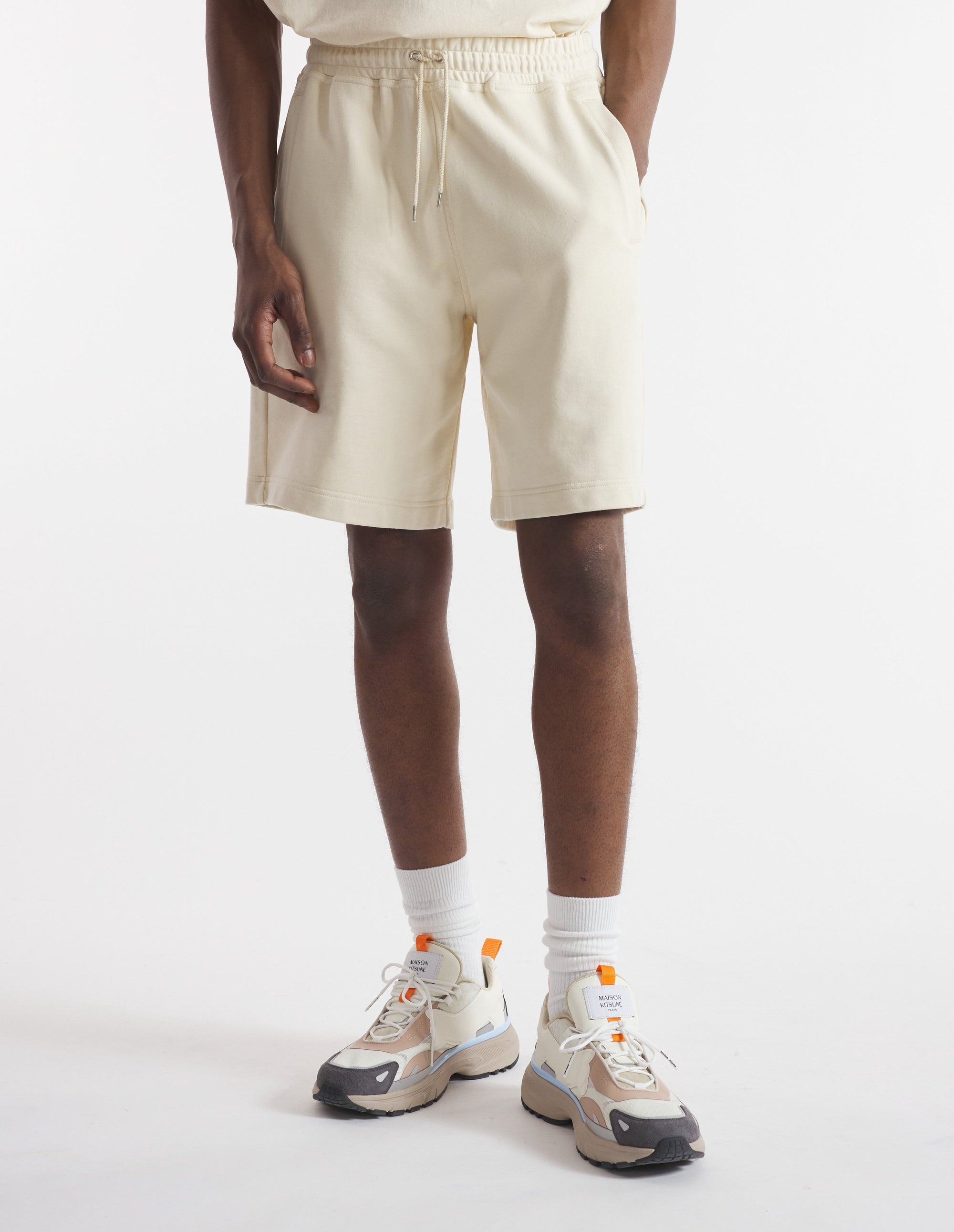 Oversized tracksuit shorts - Paper