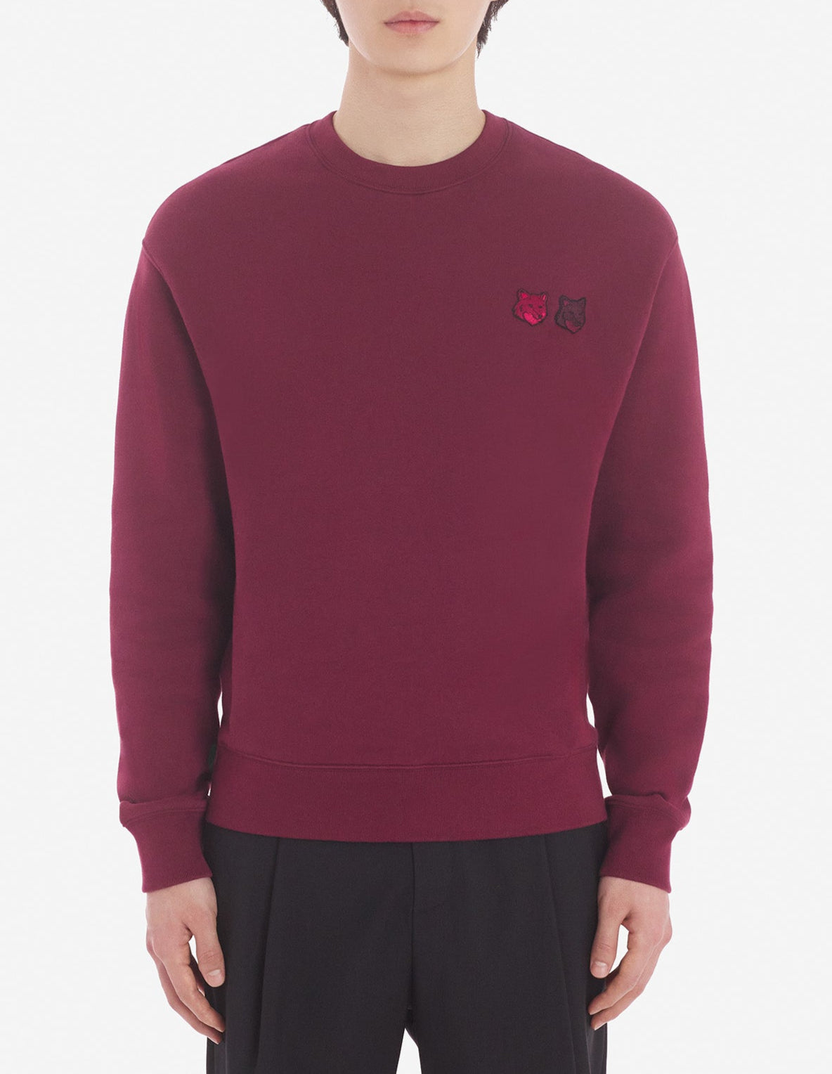 Sweatshirt Bold Fox Head avec deux écussons brodés  - Burgundy