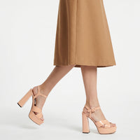 Sr Alicia 135 platform sandals in patent leather - Powder