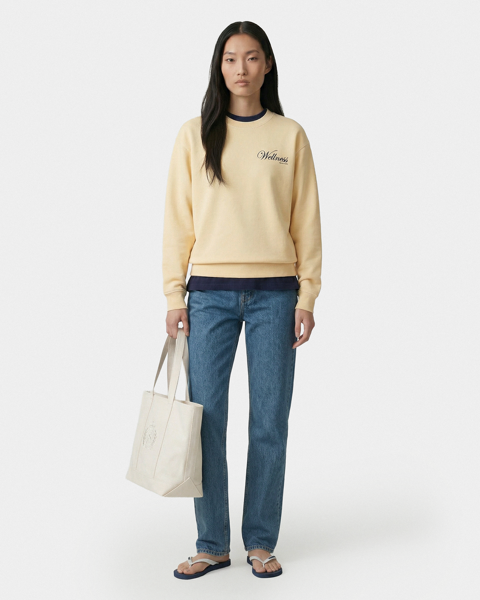 Pull à col rond Avenue - Amande/Bleu marine