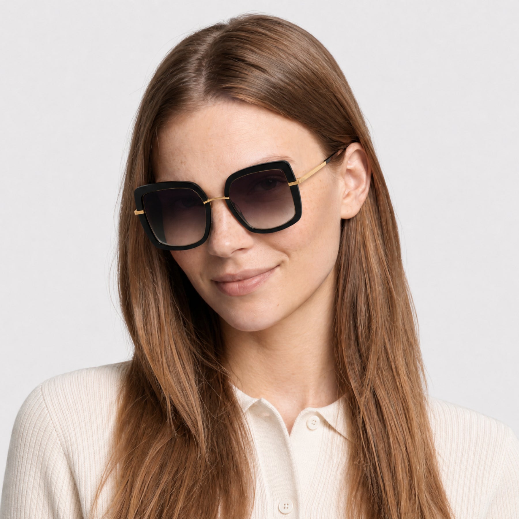 Lunettes de soleil Margret - Shiny Black & Gradient Smoke