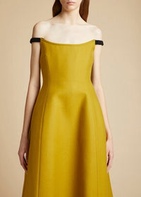 Uma dress in wool - Mustard