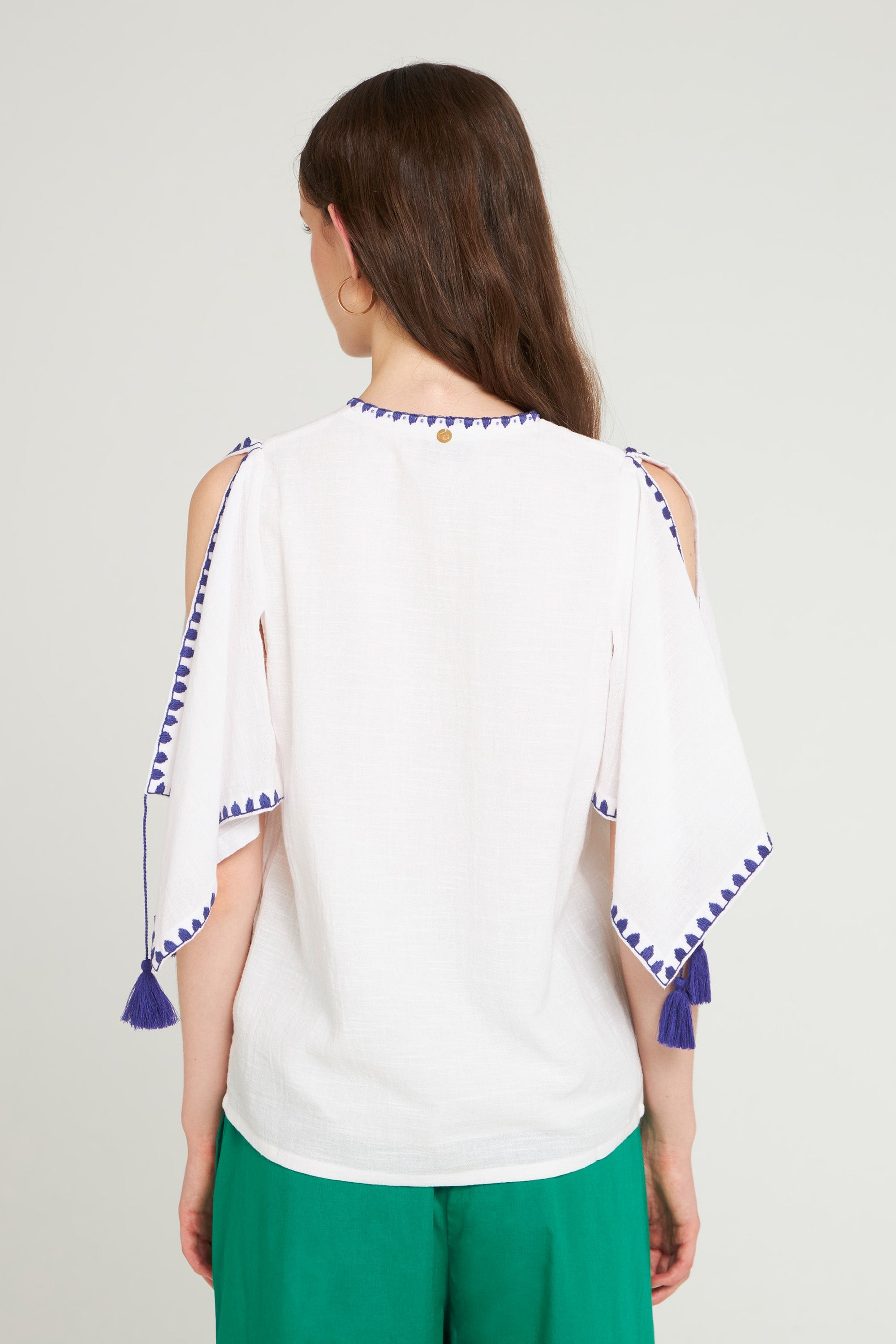Blouse brodée Tiki - White