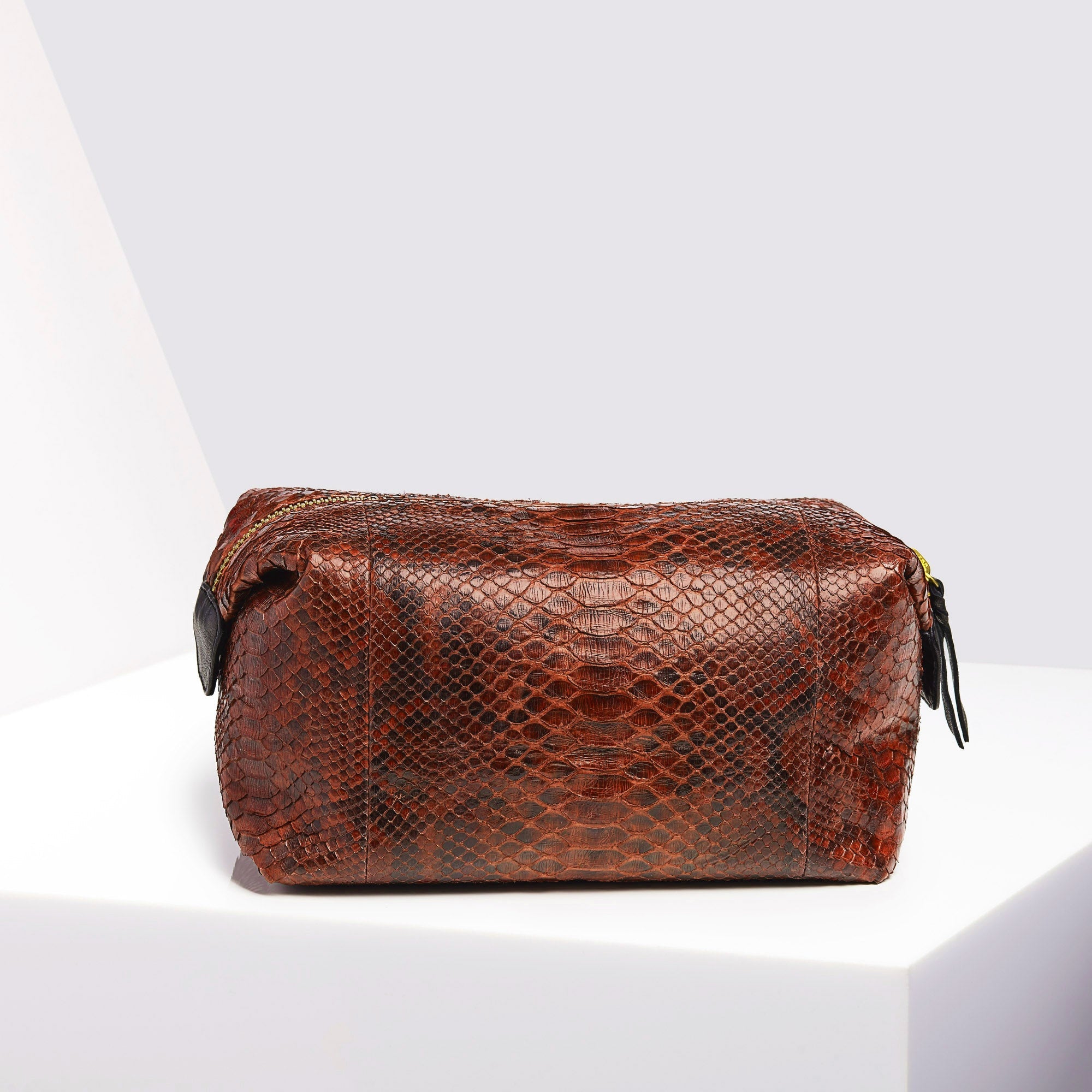 Humphrey large toiletry bag in python - Moka