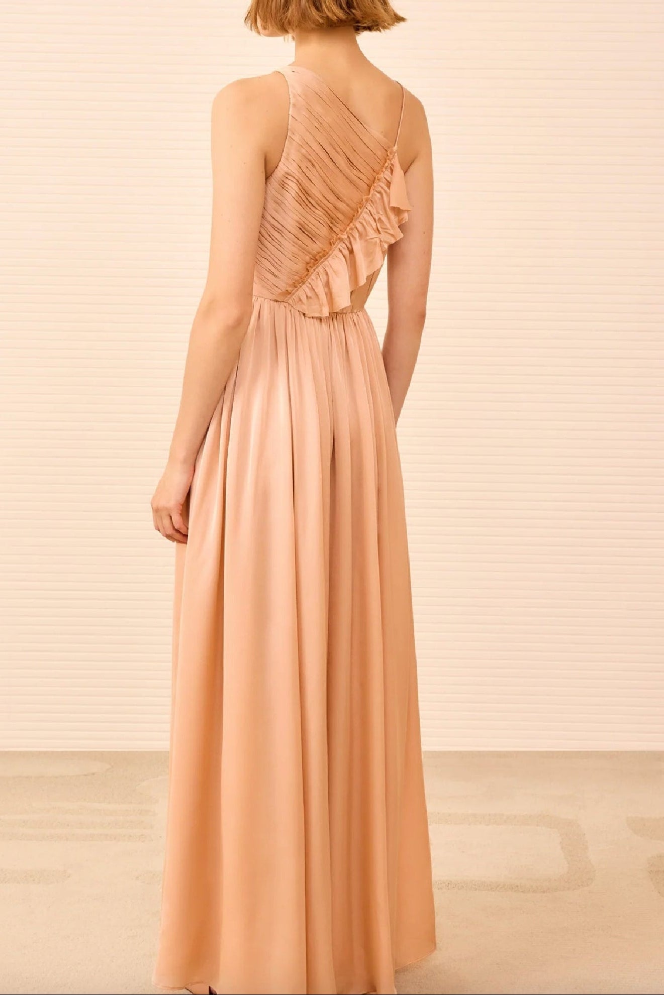 Robe longue Aisha plissée et asymétrique en soie - Sand