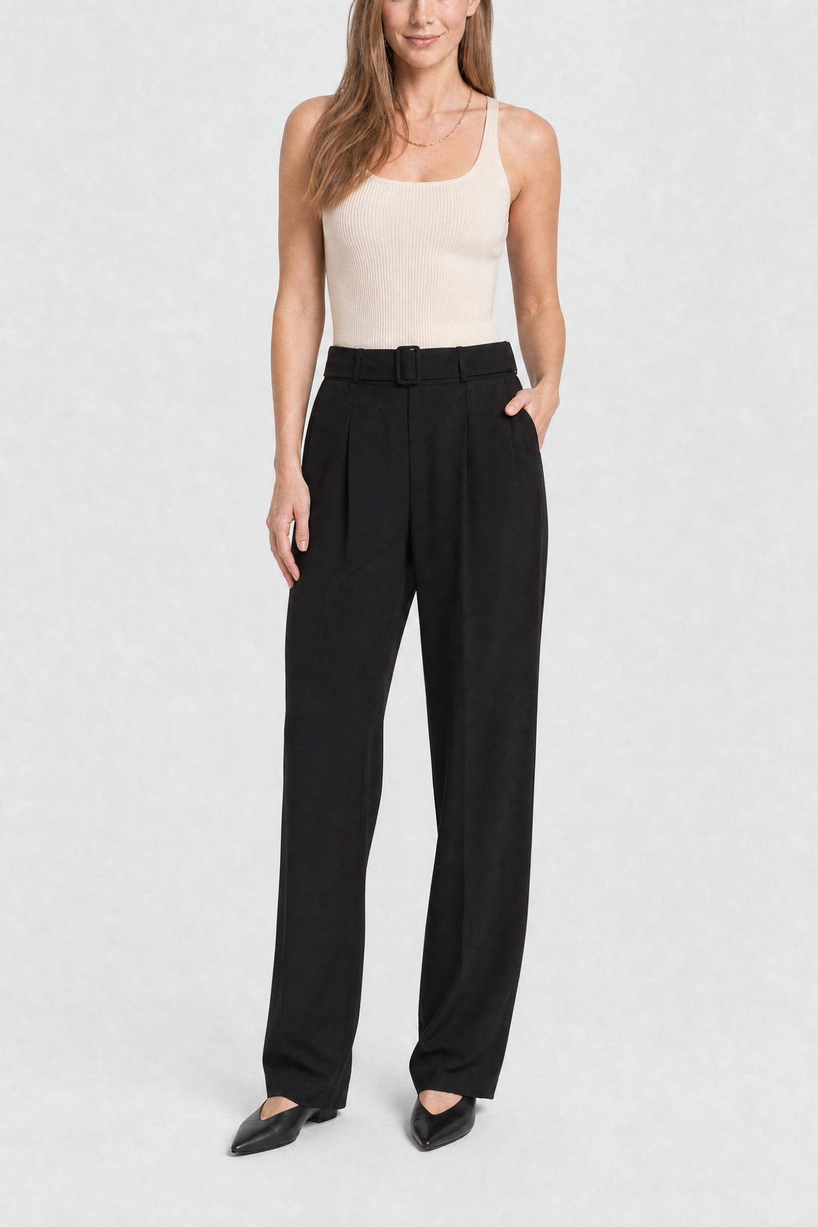 RECO : 130 // Pantalon ample à pinces avec ceinture - Noir