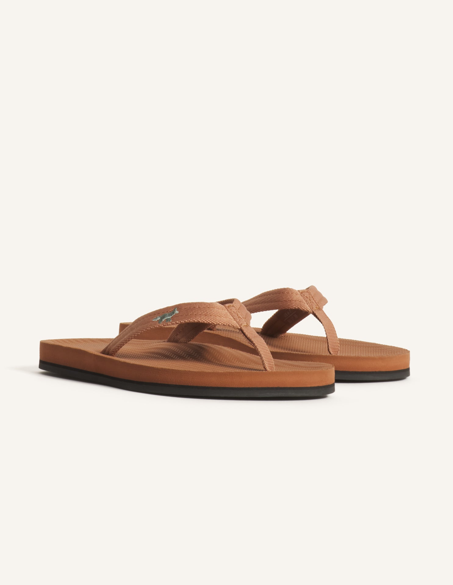 Maison Kitsune X Indosole Easy Living - Peach Fruit