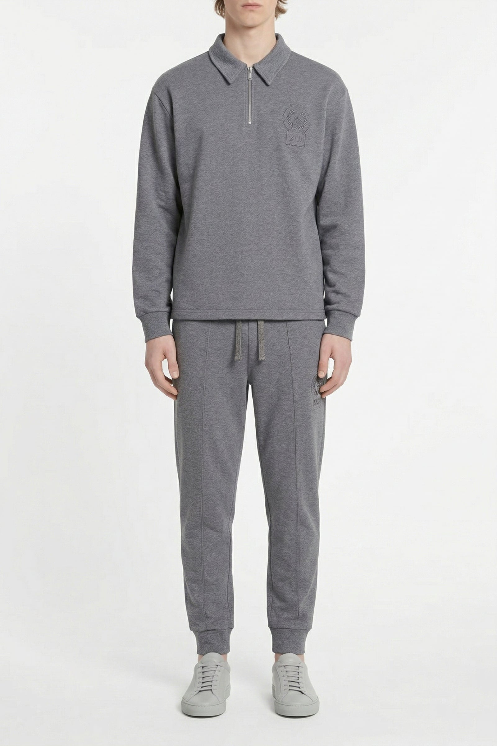 Track suit with embroidered badge - Grey