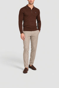 Long-sleeved wool polo shirt with a zipped collar - Brown