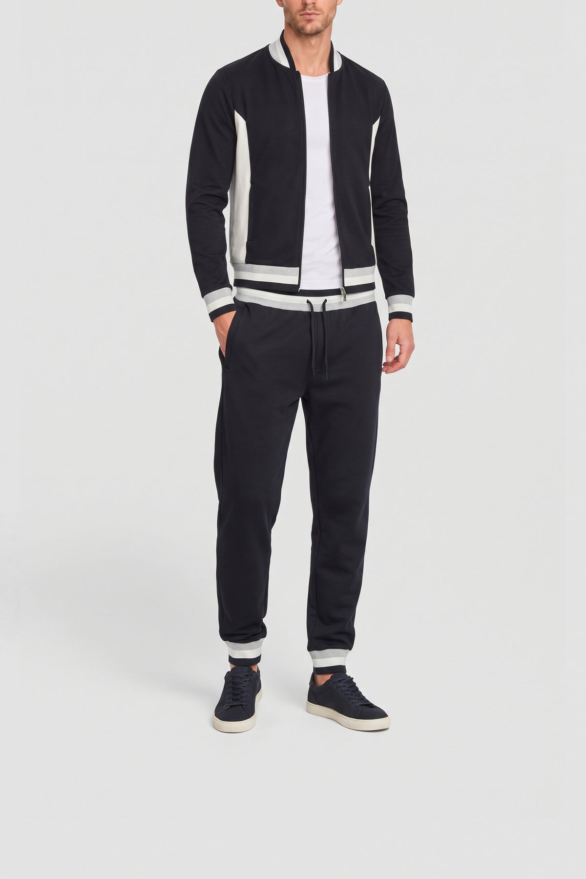 Tracksuit with contrasting trim - Black