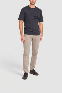 T-shirt à imprimé graphique ton sur ton - Dark Navy