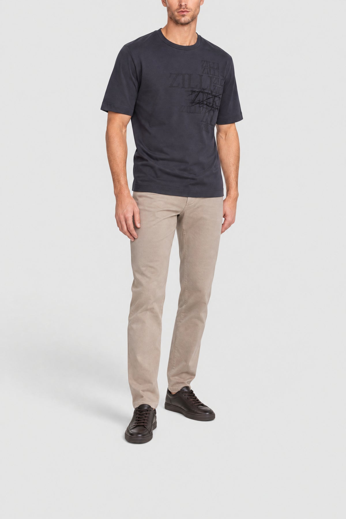 T-shirt à imprimé graphique ton sur ton - Dark Navy