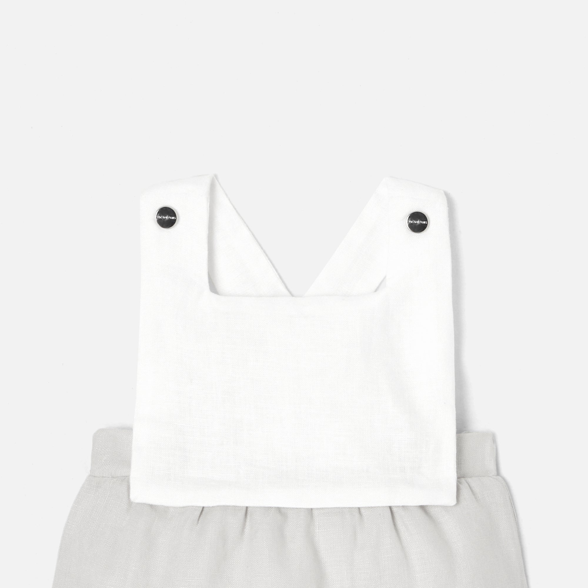 1 QTY / BLANC/GRIS PAP COMBINAISON/ BLOOMER CHATEAU