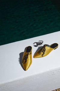 Rocio flat mules in satin - Mustard